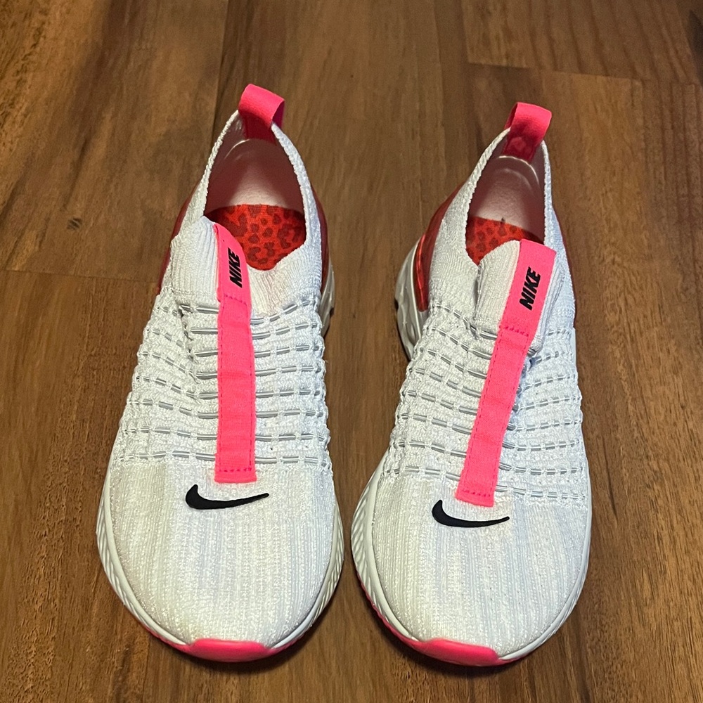 Nike Women's White and Pink Sneakers